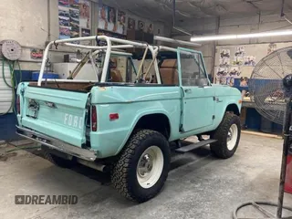 1970 Ford Bronco z VIN U15GLJ18429, wystawiony jako Copart lot #89351135 z przebiegiem 2 935 mil mil oraz Szkoda całkowita • Salvage title. Historia ofert i sprzedaży dostępna na DreamBid. Obrazek 4.