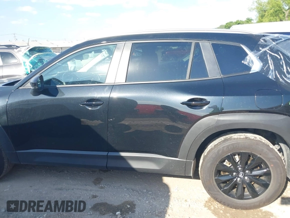 2025 Mazda CX-50 S Preferred z VIN 7MMVABBMXSN337974, wystawiony jako IAAI lot #42238129 z przebiegiem 6 159 mil mil oraz . Historia ofert i sprzedaży dostępna na DreamBid. Obrazek 14.