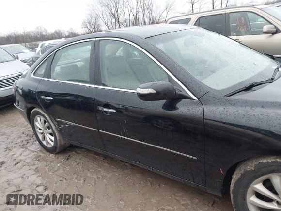 2008 Hyundai Azera Limited with VIN KMHFC46F68A296437, listed as a IAAI auction lot 41227512 with 139,672 mi miles. Bid and sale history available at carsss.com. Image 13.