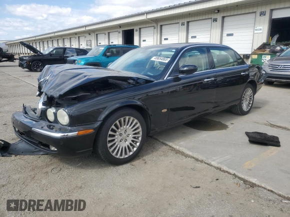 2007 Jaguar XJ Vanden Plas z VIN SAJWA82B67SH13461, wystawiony jako Copart lot #49654865 z przebiegiem 151 298 mil mil oraz Szkoda całkowita • Salvage title. Historia ofert i sprzedaży dostępna na DreamBid. Obrazek 1.
