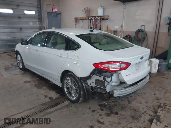 2016 Ford Fusion SE with VIN 3FA6P0T94GR268243, listed as a IAAI auction lot 41690685 with 63,327 mi miles. Bid and sale history available at carsss.com. Image 3.