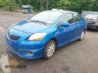 2009 Toyota Yaris z VIN JTDBT903791328862, wystawiony jako IAAI lot #42327669 z przebiegiem 160 747 mil mil oraz . Historia ofert i sprzedaży dostępna na DreamBid. Obrazek 2.