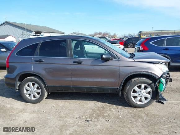 2011 Honda CR-V SE with VIN 5J6RE3H43BL004508, listed as a IAAI auction lot 41952270 with 212,502 mi miles. Bid and sale history available at carsss.com. Image 14.