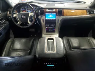 2013 Cadillac Escalade Platinum Edition with VIN 1GYS4DEF6DR145637, listed as a Copart auction lot 48561165 with 143,951 mi miles and Clean Title. Bid and sale history available at carsss.com. Image 8.