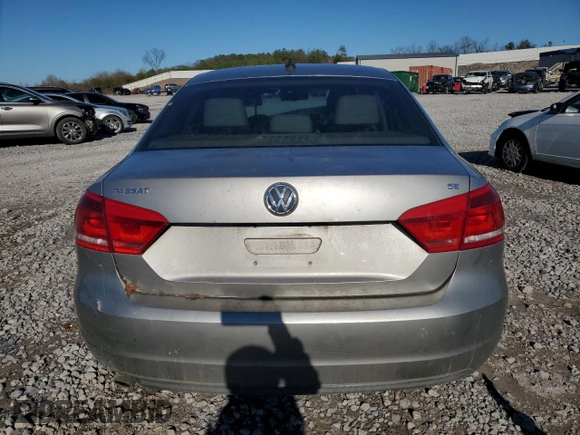 2012 Volkswagen Passat SE z VIN 1VWBH7A30CC067572, wystawiony jako Copart lot #87018124 z przebiegiem 191 468 mil mil oraz Szkoda całkowita • Salvage title. Historia ofert i sprzedaży dostępna na DreamBid. Obrazek 6.