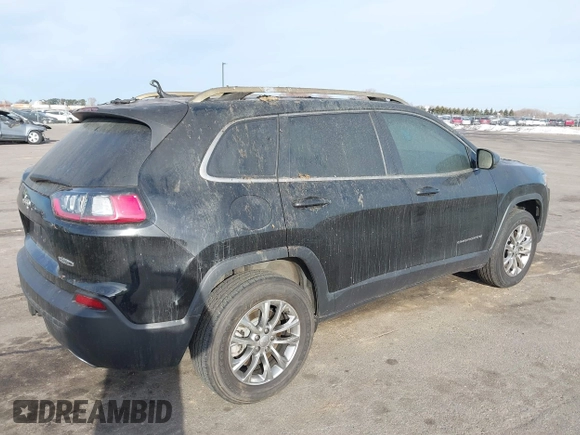 2021 Jeep Cherokee Latitude Lux with VIN 1C4PJMMX8MD166775, listed as a IAAI auction lot 41783500 with 19,869 mi miles and . Bid and sale history available at carsss.com. Image 4.