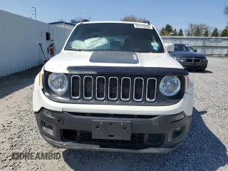 2018 Jeep Renegade Altitude with VIN ZACCJBBB0JPH03694, listed as a Copart auction lot 54174835 with 104,207 mi miles and Clean title. Bid and sale history available at DreamBid. Image 5.