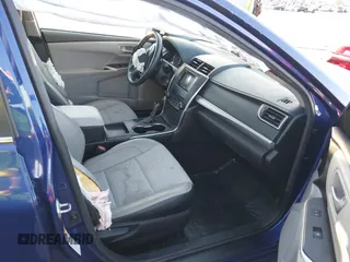 2015 Toyota Camry XLE z VIN 4T1BF1FK9FU884586, wystawiony jako IAAI lot #41789131 z przebiegiem 166 422 mil mil oraz . Historia ofert i sprzedaży dostępna na DreamBid. Obrazek 5.