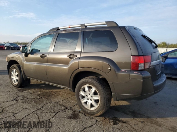 2011 Mitsubishi Endeavor LS with VIN 4A4JN2AS9BE030209, listed as a Copart auction lot 84507324 with 129,805 mi miles and Salvage Title. Bid and sale history available at carsss.com. Image 2.