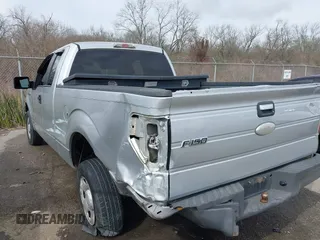 2009 Ford F-150 STX with VIN 1FTRX12W09FA01525, listed as a IAAI auction lot 41675894 with 245,793 mi miles. Bid and sale history available at carsss.com. Image 3.