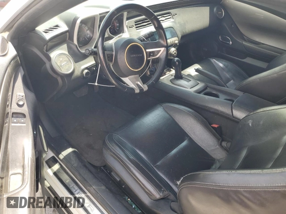2011 Chevrolet Camaro 2SS with VIN 2G1FK1EJ6B9136257, listed as a Copart auction lot 56739935 with 136,440 mi miles and Salvage Title. Bid and sale history available at DreamBid. Image 8.