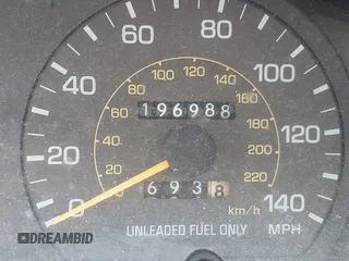 1996 Toyota Camry DX with VIN 4T1BG12K7TU781388, listed as a IAAI auction lot 42089118 with 196,988 mi miles. Bid and sale history available at carsss.com. Image 12.
