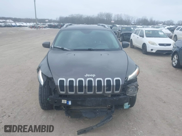 2018 Jeep Cherokee Overland with VIN 1C4PJMJX5JD594240, listed as a IAAI auction lot 41285832 with 130,334 mi miles. Bid and sale history available at carsss.com. Image 12.