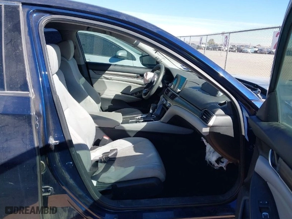 2019 Honda Accord Sedan LX 1.5T with VIN 1HGCV1F17KA027425, listed as a IAAI auction lot 41553943 with 1 mi miles. Bid and sale history available at carsss.com. Image 5.