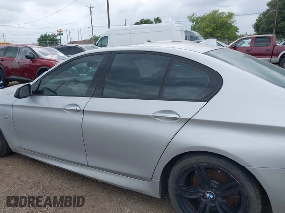 2014 BMW 5 Series 535i z VIN WBA5B1C5XED917358, wystawiony jako IAAI lot #42082611 z przebiegiem 129 199 mil mil oraz . Historia ofert i sprzedaży dostępna na DreamBid. Obrazek 14.