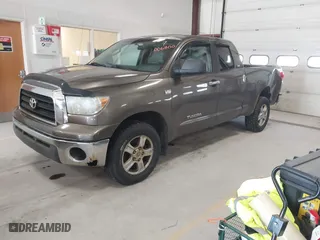 2007 Toyota Tundra SR5 with VIN 5TFBT54137X006800, listed as a IAAI auction lot 42061641 with 186,139 mi miles. Bid and sale history available at carsss.com. Image 17.