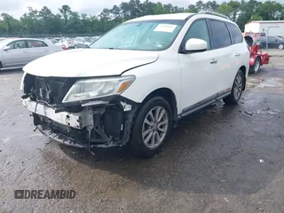 2015 Nissan Pathfinder Platinum with VIN 5N1AR2MM0FC696879, listed as a IAAI auction lot 42368003 with 120,650 mi miles and . Bid and sale history available at DreamBid. Image 2.