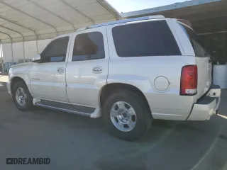 2005 Cadillac Escalade with VIN 1GYEC63N25R273154, listed as a Copart auction lot 45037765 with 0 mi miles and Non Repairable. Bid and sale history available at carsss.com. Image 2.