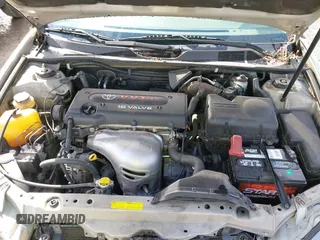 2004 Toyota Camry LE with VIN JTDBE32K440272373, listed as a IAAI auction lot 41949768 with 205,093 mi miles. Bid and sale history available at carsss.com. Image 10.