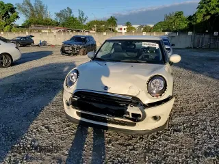 2021 MINI Hardtop Cooper с VIN WMWXR3C08M2N99822, выставлен на аукционе Copart как лот 80380884 с пробегом 21 257 миль миль и Списание • Salvage title. История ставок и продаж доступна на DreamBid. Изображение 11.