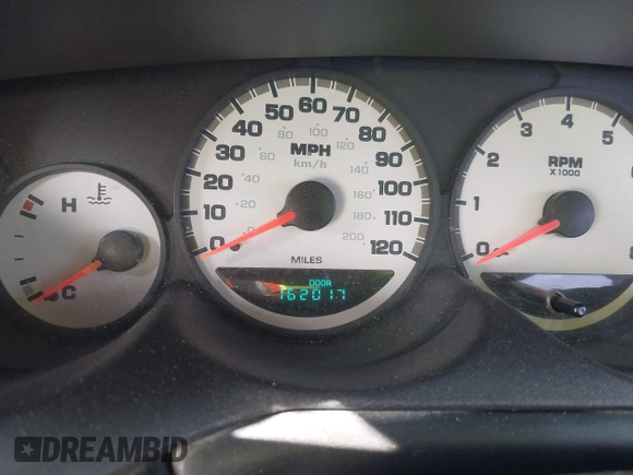 2004 Dodge Neon SXT z VIN 1B3ES56C44D527117, wystawiony jako IAAI lot #42077644 z przebiegiem 162 017 mil mil oraz . Historia ofert i sprzedaży dostępna na DreamBid. Obrazek 7.