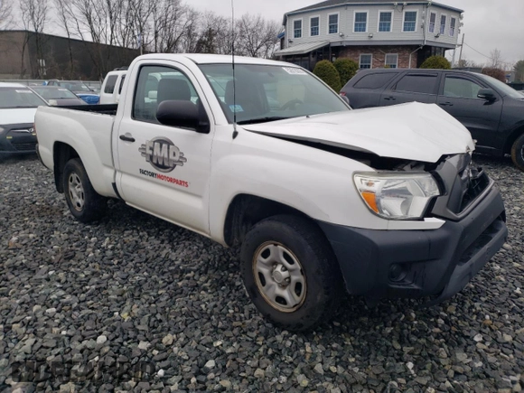 2014 Toyota Tacoma with VIN 5TFNX4CN9EX033710, listed as a Copart auction lot 52618205 with 234,471 mi miles and Clean Title. Bid and sale history available at DreamBid. Image 4.