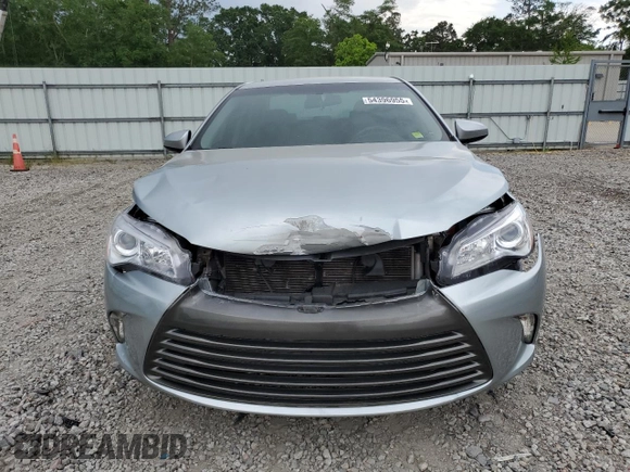 2015 Toyota Camry XLE z VIN 4T1BF1FK3FU481249, wystawiony jako Copart lot #54396955 z przebiegiem 102 674 mil mil oraz Szkoda całkowita • Salvage title. Historia ofert i sprzedaży dostępna na DreamBid. Obrazek 5.