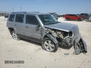 2016 Jeep Patriot Latitude with VIN 1C4NJPFB9GD576872, listed as a Copart auction lot 48192285 with 132,894 mi miles and Salvage title. Bid and sale history available at DreamBid. Image 4.