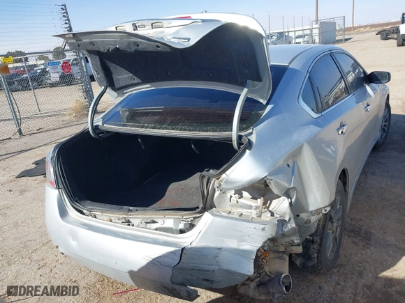 2015 Nissan Altima 2.5 with VIN 1N4AL3AP0FN898528, listed as a IAAI auction lot 41452427 with 159,192 mi miles. Bid and sale history available at carsss.com. Image 16.