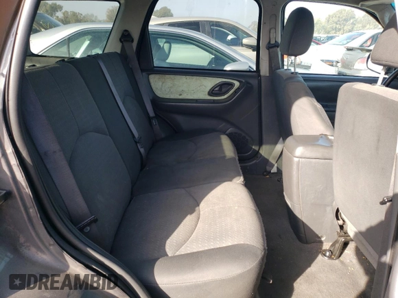 2005 Mazda Tribute i with VIN 4F2YZ02Z55KM21826, listed as a Copart auction lot 85145354 with 204,384 mi miles and Salvage Title. Bid and sale history available at carsss.com. Image 10.