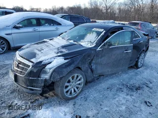 2018 Cadillac ATS AWD z VIN 1G6AE5RX1J0107534, wystawiony jako Copart lot #42672575 z przebiegiem 76 926 mil mil oraz Szkoda całkowita • Salvage title. Historia ofert i sprzedaży dostępna na DreamBid. Obrazek 1.