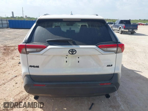 2024 Toyota RAV4 XLE Premium с VIN 2T3C1RFV3RW360051, выставлен на аукционе IAAI как лот 42261611 с пробегом 5 907 миль миль и . История ставок и продаж доступна на DreamBid. Изображение 17.