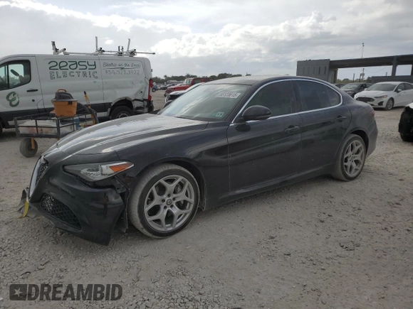 2021 Alfa Romeo Giulia Ti z VIN ZARFANBN0M7649345, wystawiony jako Copart lot #55123615 z przebiegiem 29 562 mil mil oraz Szkoda całkowita • Salvage title. Historia ofert i sprzedaży dostępna na DreamBid. Obrazek 1.