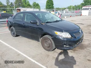 2010 Toyota Corolla z VIN 2T1BU4EE2AC526789, wystawiony jako IAAI lot #42211810 z przebiegiem 205 009 mil mil oraz . Historia ofert i sprzedaży dostępna na DreamBid. Obrazek 1.