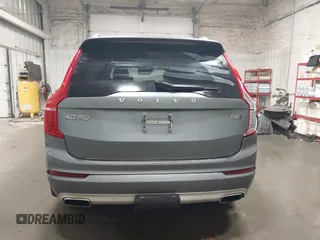 2018 Volvo XC90 Momentum z VIN YV4A22PK5J1371701, wystawiony jako IAAI lot #41647816 z przebiegiem 48 603 mil mil oraz . Historia ofert i sprzedaży dostępna na DreamBid. Obrazek 17.