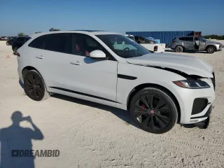 2021 Jaguar F-Pace R-Dynamic S z VIN SADCT2FU5MA681304, wystawiony jako Copart lot #43956495 z przebiegiem 28 466 mil mil oraz Szkoda całkowita • Salvage title. Historia ofert i sprzedaży dostępna na DreamBid. Obrazek 4.