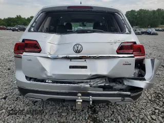 2018 Volkswagen Atlas SEL Premium with VIN 1V2NR2CAXJC589357, listed as a Copart auction lot 56536175 with 69,543 mi miles and Salvage title. Bid and sale history available at DreamBid. Image 6.