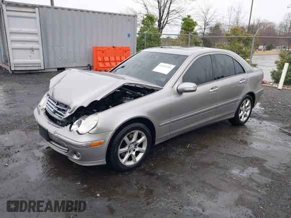 2007 Mercedes-Benz C 280 Luxury with VIN WDBRF92H27F882209, listed as a IAAI auction lot 41834105 with 174,656 mi miles and . Bid and sale history available at DreamBid. Image 17.