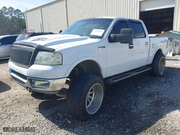 2005 Ford F-150 XLT with VIN 1FTPW12565KC18080, listed as a IAAI auction lot 41756461 with 242,210 mi miles. Bid and sale history available at carsss.com. Image 2.
