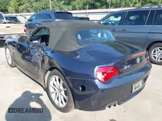 2006 BMW Z4 3.0i with VIN 4USBU33526LW58409, listed as a IAAI auction lot 42241927 with 126,347 mi miles and . Bid and sale history available at DreamBid. Image 3.