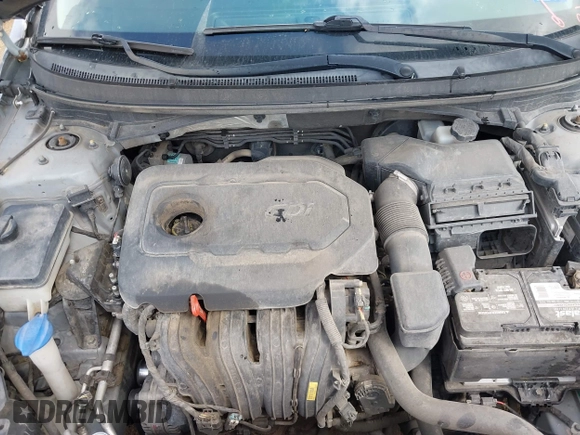 2016 Hyundai Sonata Sport with VIN 5NPE34AF9GH299993, listed as a IAAI auction lot 42212488 with 174,898 mi miles and . Bid and sale history available at carsss.com. Image 10.