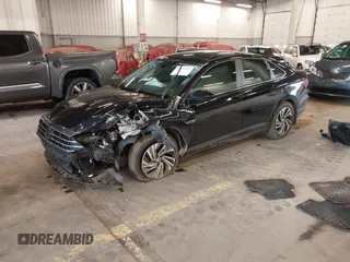 2020 Volkswagen Jetta SEL с VIN 3VWEB7BU6LM017747, выставлен на аукционе IAAI как лот 41976197 с пробегом 86 477 миль миль и . История ставок и продаж доступна на DreamBid. Изображение 18.