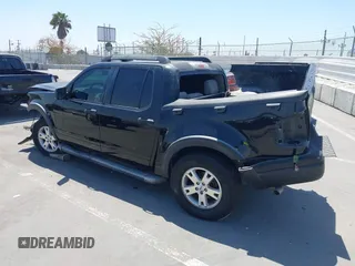 2007 Ford Explorer Sport Trac XLT z VIN 1FMEU31K17UA01300, wystawiony jako IAAI lot #42321378 z przebiegiem 221 813 mil mil oraz . Historia ofert i sprzedaży dostępna na DreamBid. Obrazek 3.