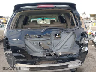2005 Toyota Highlander with VIN JTEDP21A050079706, listed as a IAAI auction lot 41906322 with 160,465 mi miles. Bid and sale history available at carsss.com. Image 6.
