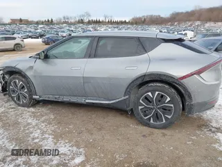 2022 Kia EV6 Wind with VIN KNDC3DLC0N5076216, listed as a IAAI auction lot 41420920 with 21,895 mi miles. Bid and sale history available at carsss.com. Image 14.