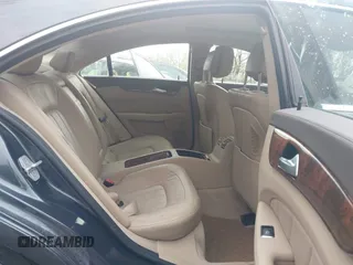 2014 Mercedes-Benz CLS 550 with VIN WDDLJ9BBXEA089595, listed as a IAAI auction lot 41892913 with 136,740 mi miles and . Bid and sale history available at DreamBid. Image 8.