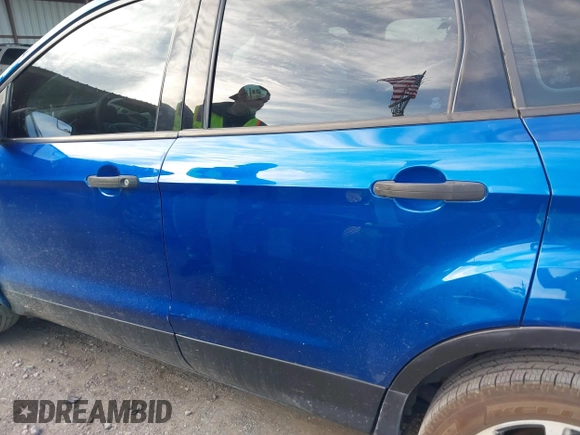 2017 Ford Escape S with VIN 1FMCU0F74HUC10414, listed as a IAAI auction lot 40830488 with 196,574 mi miles. Bid and sale history available at carsss.com. Image 14.