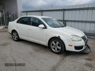 2008 Volkswagen Jetta SE with VIN 3VWRM71K18M064669, listed as a Copart auction lot 59587525 with 118,065 mi miles and Salvage title. Bid and sale history available at DreamBid. Image 4.
