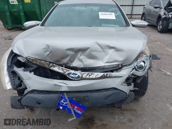 2012 Hyundai Sonata Hybrid with VIN KMHEC4A45CA054605, listed as a IAAI auction lot 42045509 with 188,852 mi miles and . Bid and sale history available at DreamBid. Image 11.