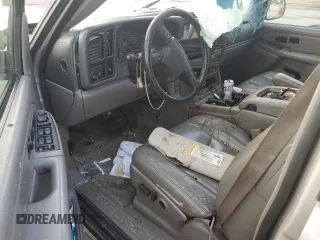2005 Chevrolet Suburban LT z VIN 1GNFK16Z35J194533, wystawiony jako Copart lot #48653215 z przebiegiem Nie podano mil oraz Nie do naprawy • Non repairable. Historia ofert i sprzedaży dostępna na DreamBid. Obrazek 8.